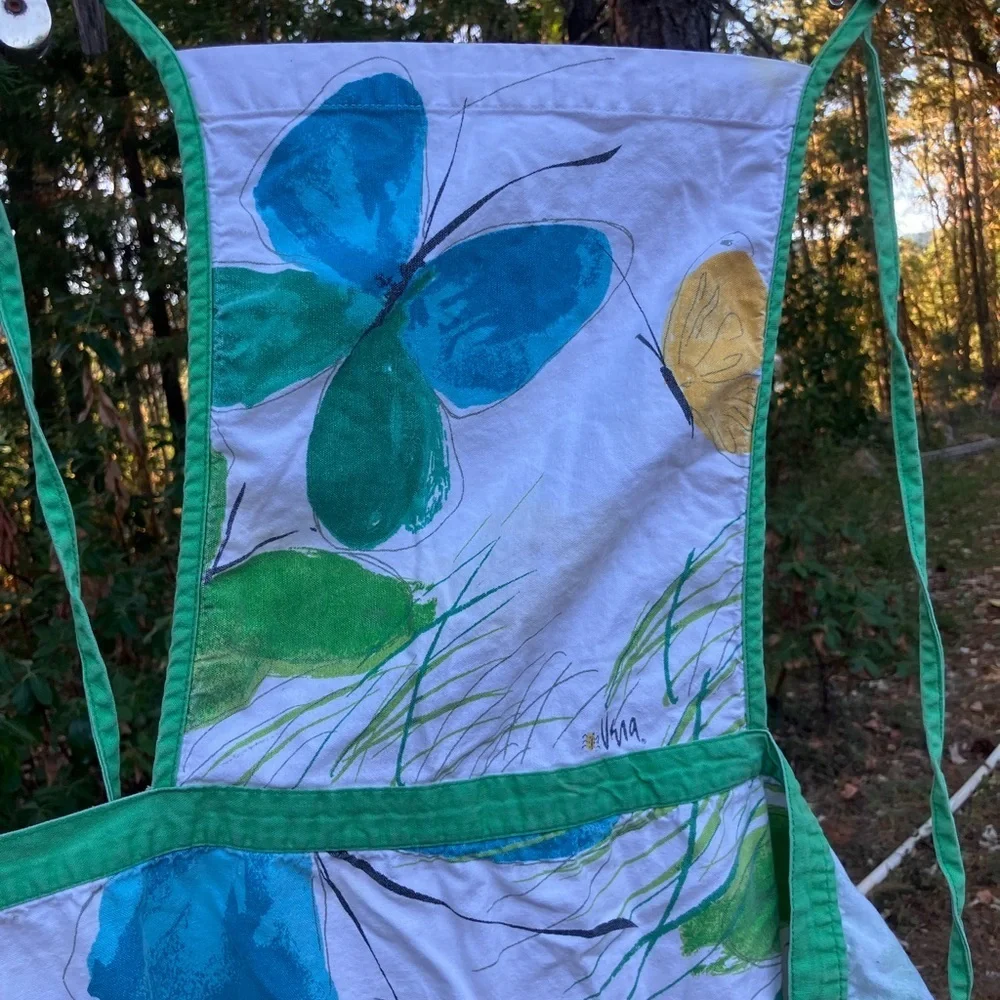 Vera Neumann vintage butterfly apron